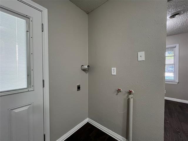 Building Photo - 5853 Coleman St
