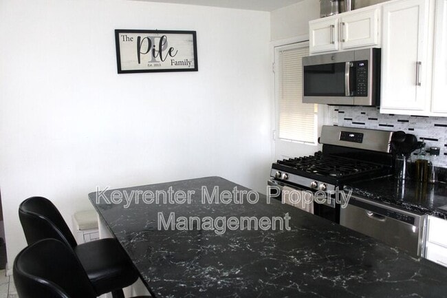 Building Photo - 2809 Bellbrook St