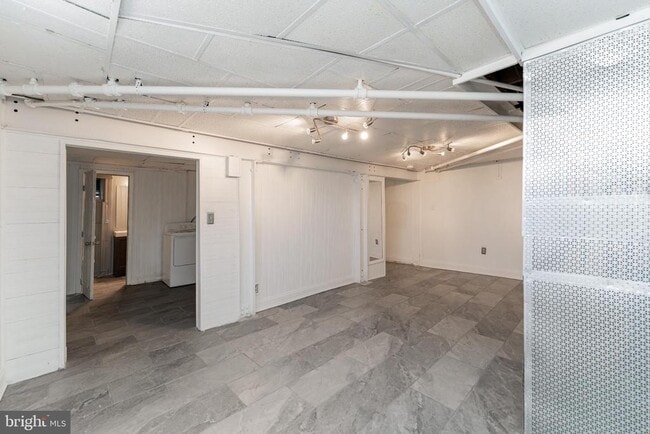 Building Photo - 4700 Southern Ave SE