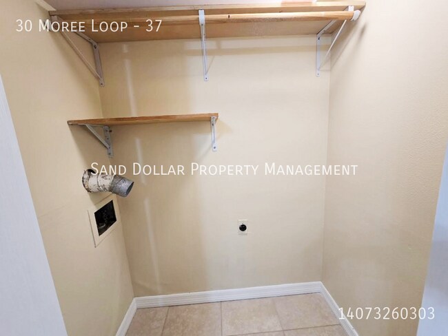 Building Photo - 30 Moree Loop