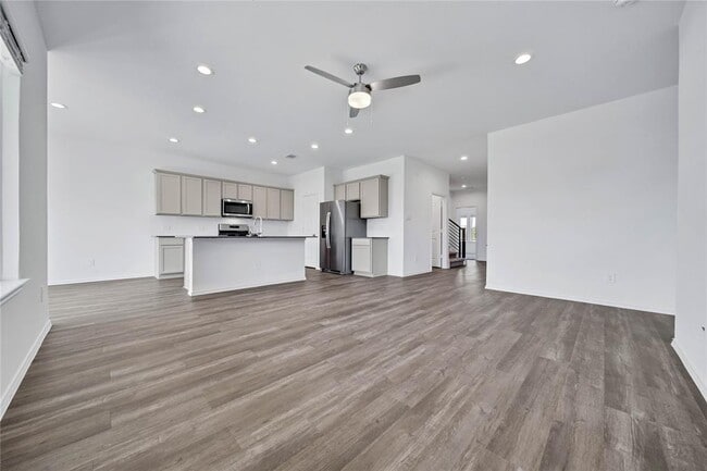 Building Photo - 12115 Blue Coast Ln