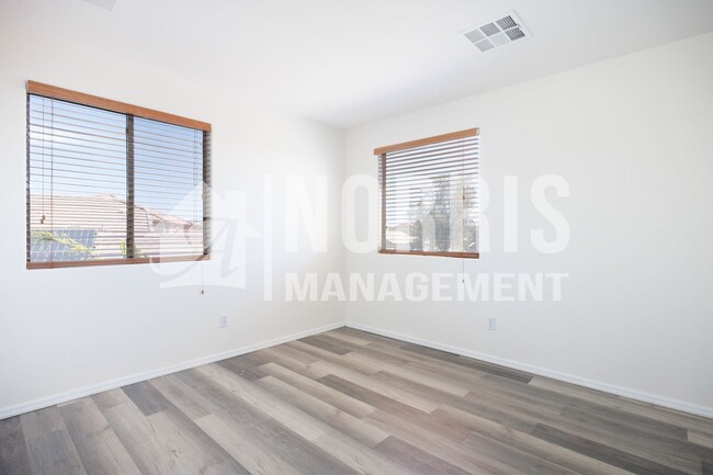 Building Photo - Beautiful Two Story Home Available Now!