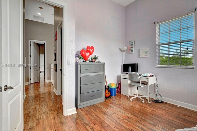 Building Photo - 501 SW 146th Terrace