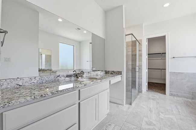 Building Photo - 14130 Aspen Woods Ct