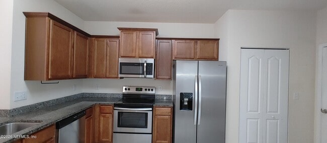 Building Photo - 643 Servia Dr