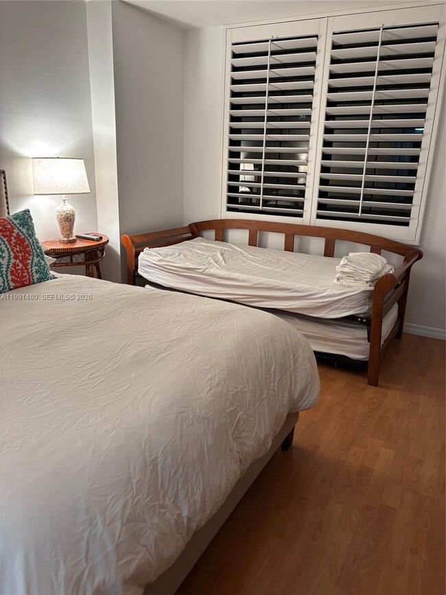 Building Photo - 201 Crandon Blvd