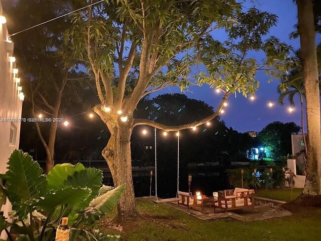 Building Photo - 256 NE 85th St