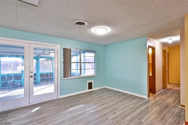 Building Photo - 501 N La Salle Dr
