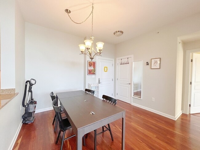 Building Photo - 4 Repton Pl