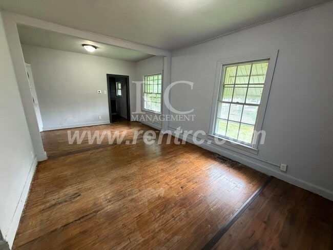 Building Photo - 1222 Perrysville-