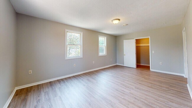 Building Photo - 7023 Clark Ave