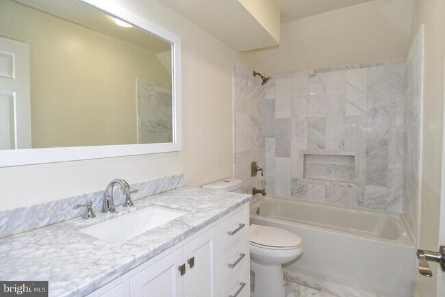 Building Photo - 8012 Wingate Dr