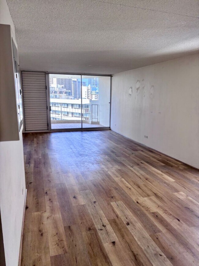 Building Photo - For Rent | A 3 Bedroom, 3 Bathroom, with 1 Assigned Parking Stall at Waipuna