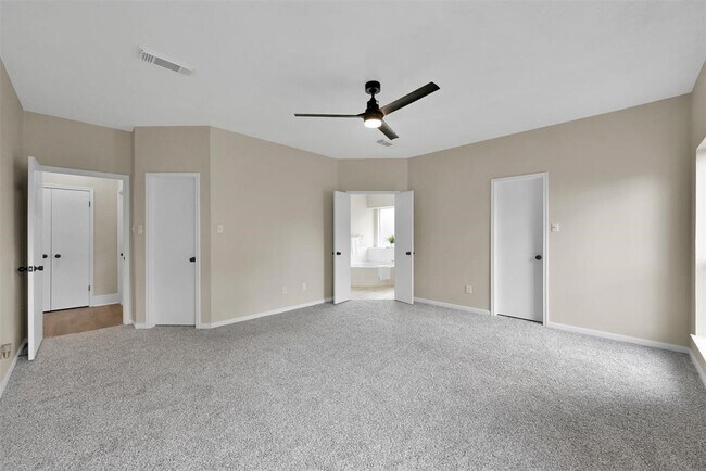 Building Photo - 14410 Cypress Falls Dr