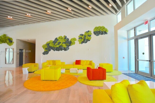 Building Photo - 1600 SW 1st Ave