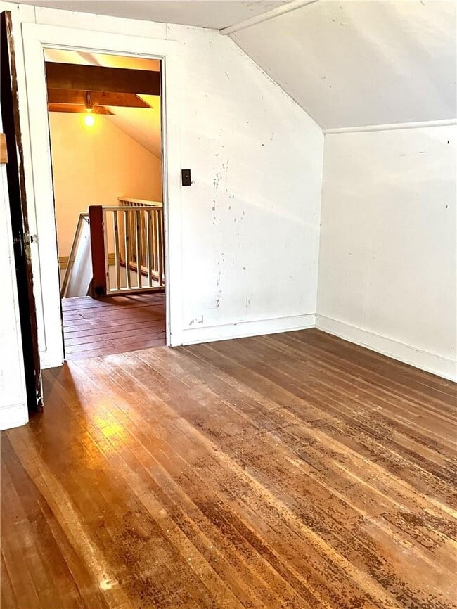 Building Photo - 126 Hooker Ave