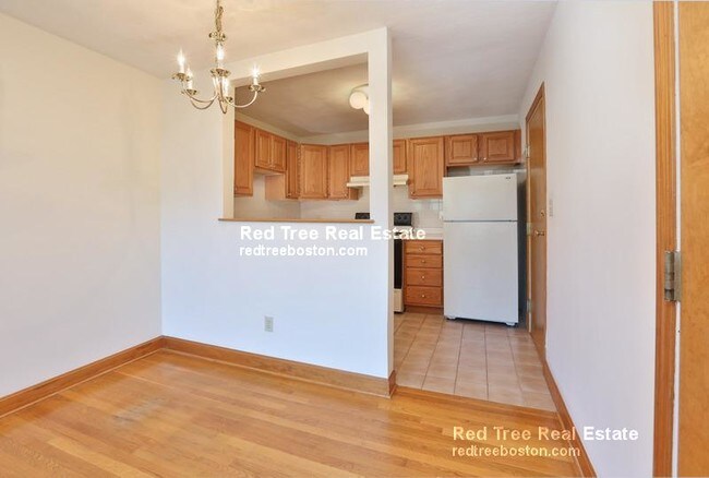 Primary Photo - 286 Grove St