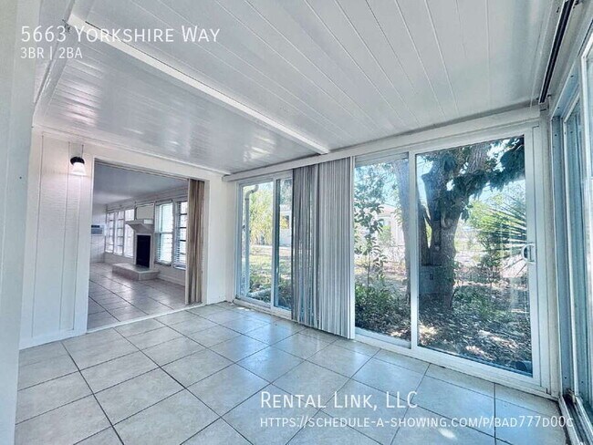 Building Photo - 5663 Yorkshire Way