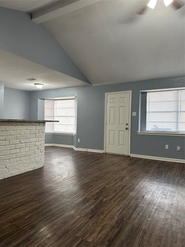 Building Photo - 15770 Chimney Rock Rd