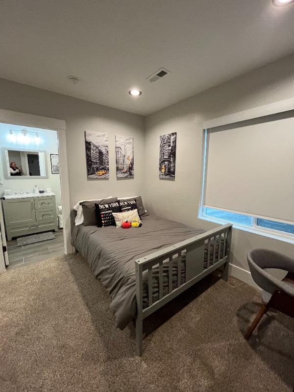 Building Photo - 364 Clark Cir