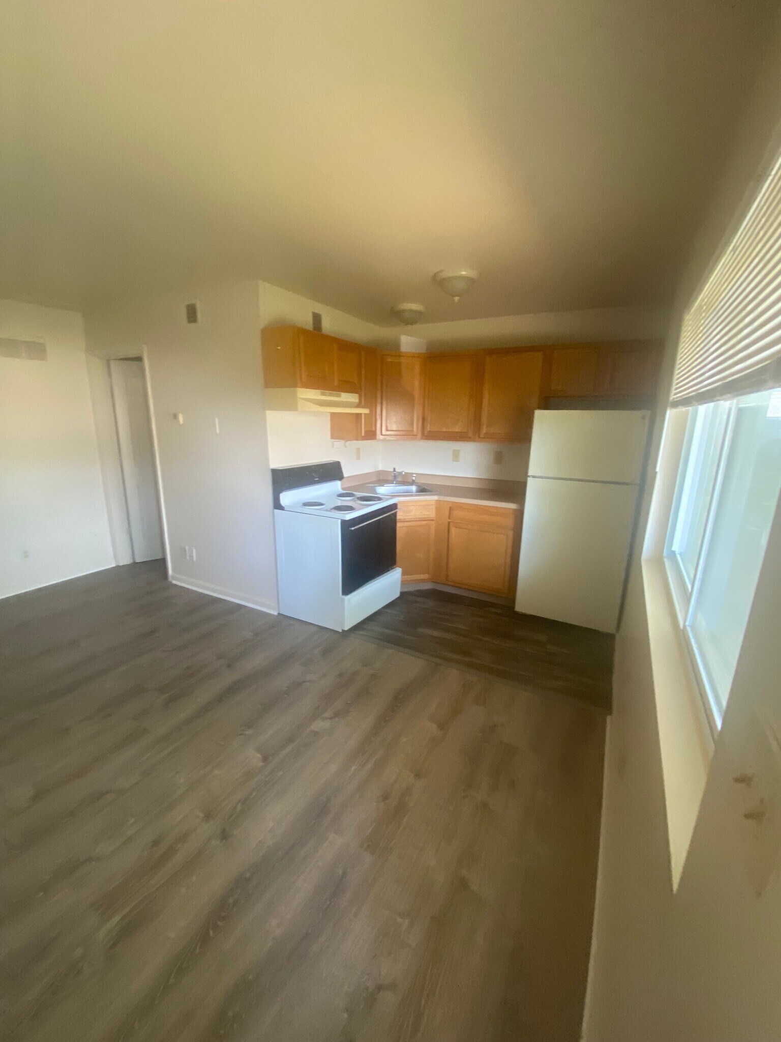 Building Photo - 5838 Stieren Dr