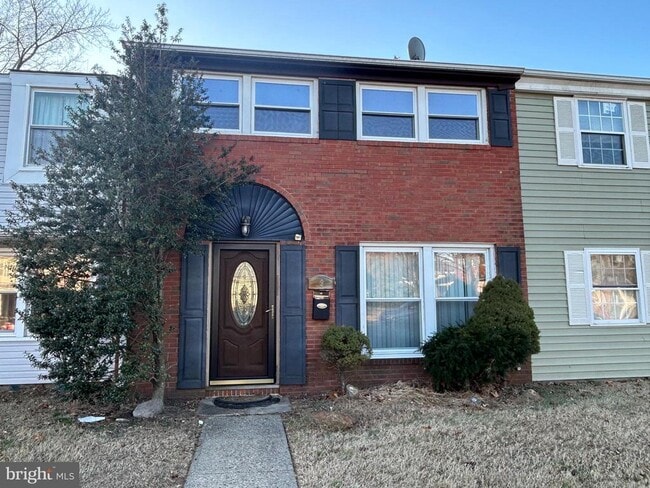 Building Photo - 9 Radcliff Pl