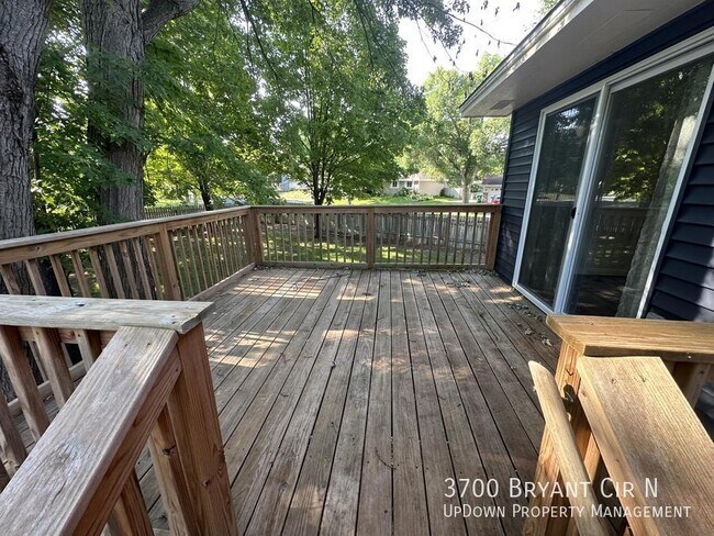 Building Photo - 3700 Bryant Cir