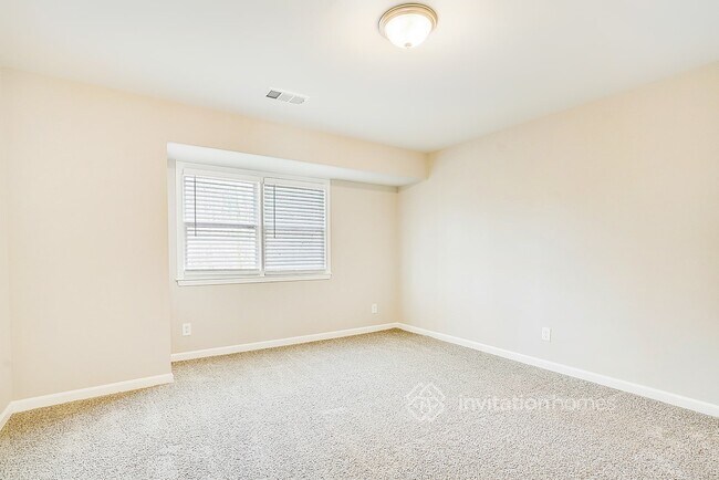 Building Photo - 116 Roe Hampton Ln SW