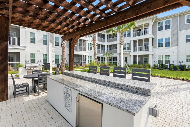 Building Photo - 2050 Griffon Rd