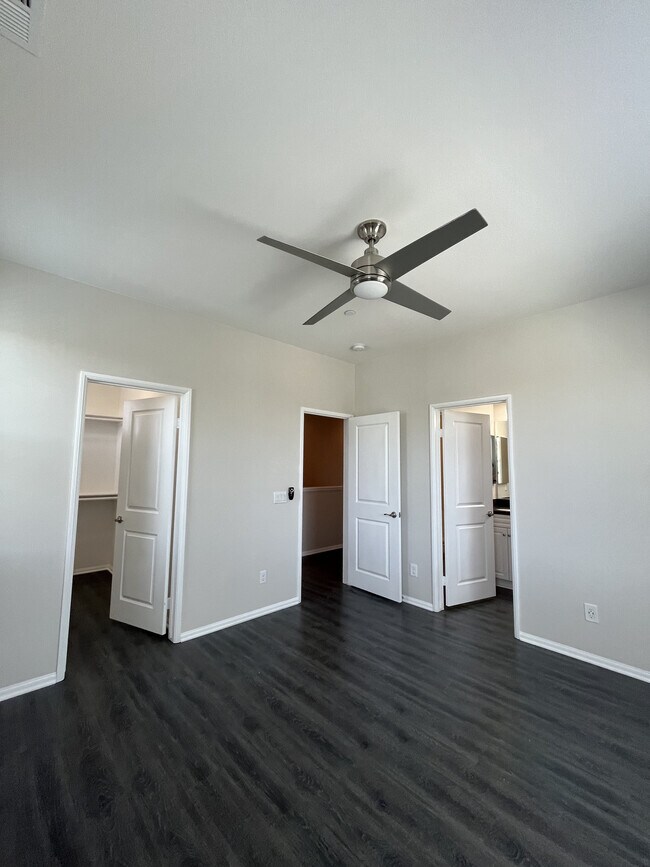 Building Photo - 12432 Constellation St