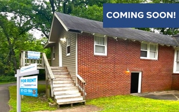Building Photo - 5786 Woodlawn St