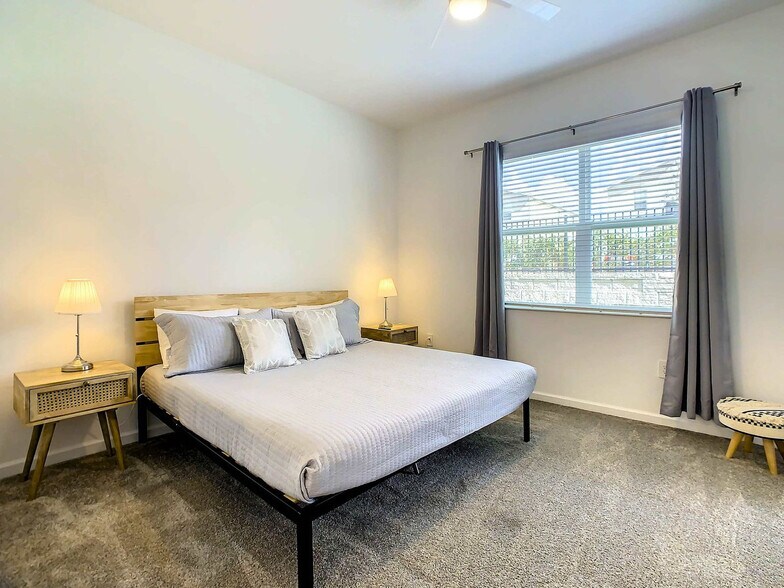 Building Photo - 8883 Cabot Cliffs Dr