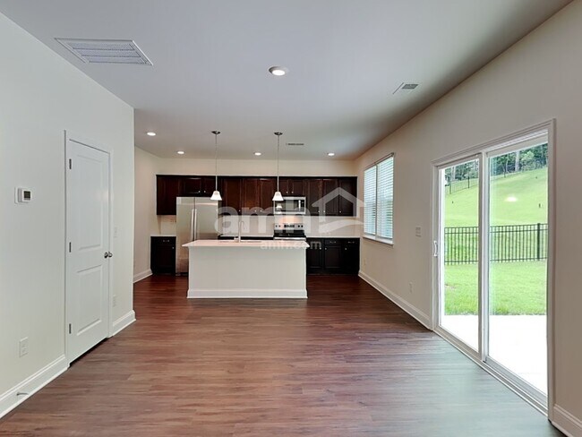 Building Photo - 639 Rivermist Dr