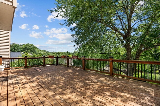 Building Photo - 16610 Green Needle Ct