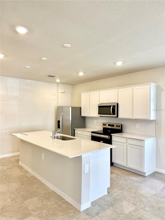 Building Photo - 2312 Southbury Dr