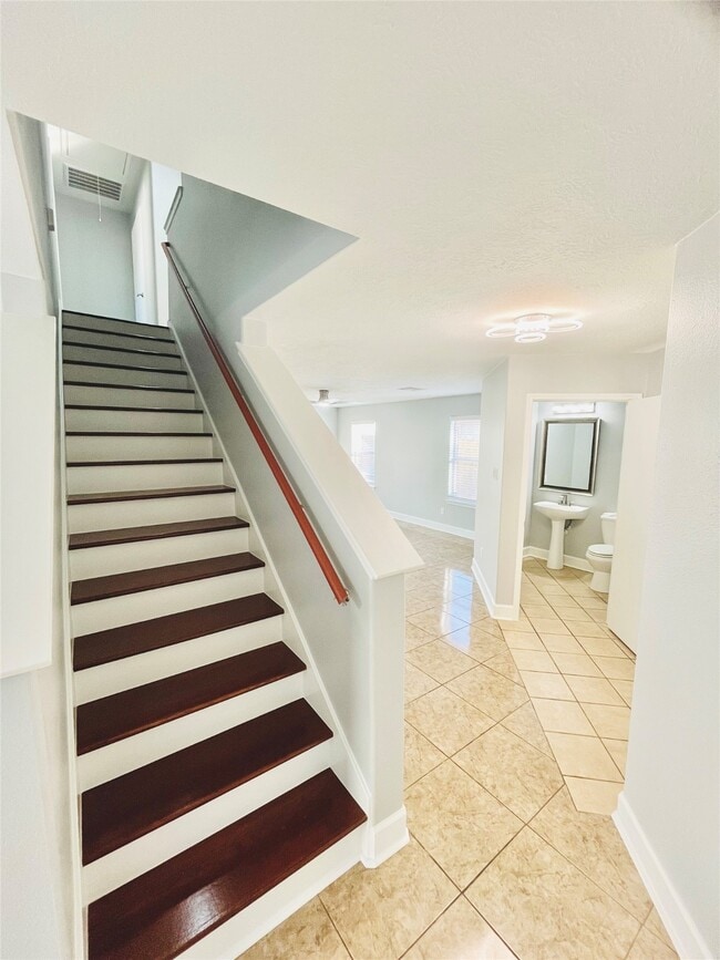 Building Photo - 17030 Cypresswood Glen Tr