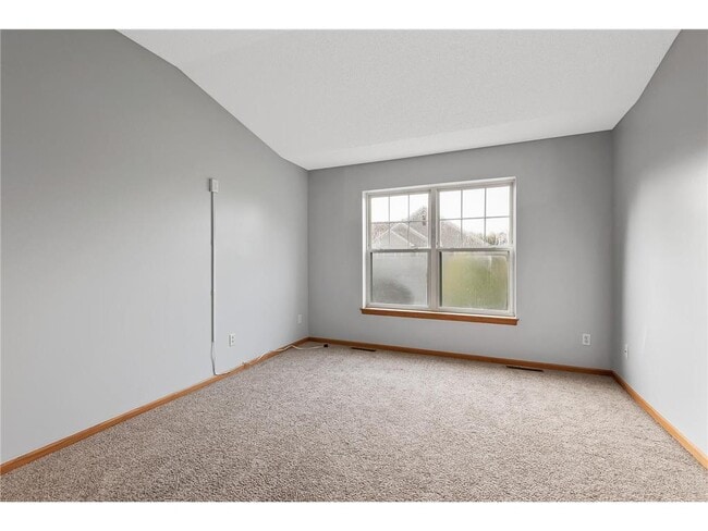 Building Photo - 5020 Holly Ln N