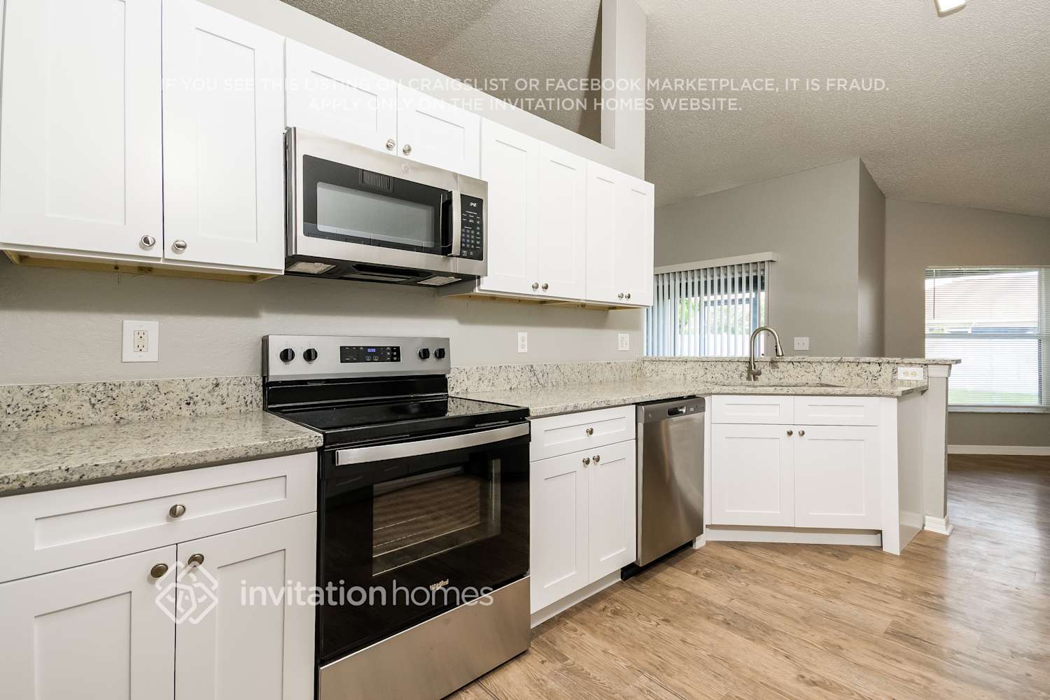 Building Photo - 331 Cloverdale Rd