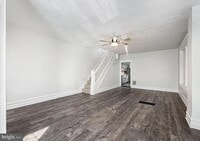 Building Photo - 851 South St