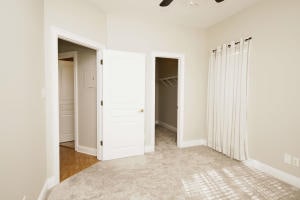 Building Photo - 165 Brooks St SE