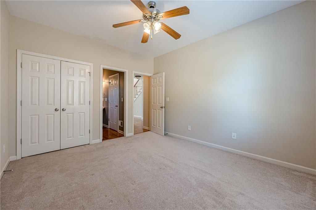 Building Photo - 927 Laurel Wood Ct