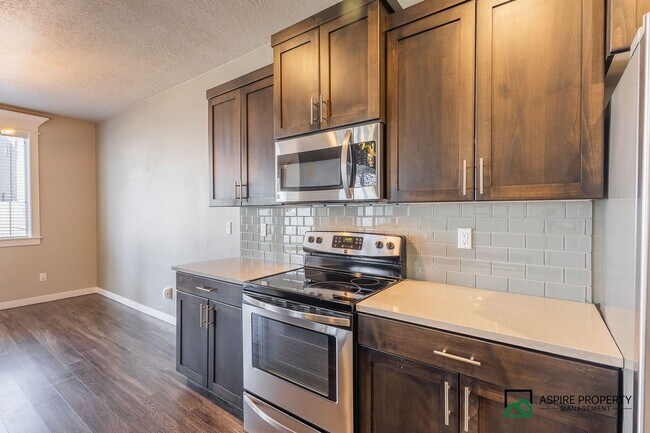 Building Photo - Heart of Meridian 4 Bed 3 Bath