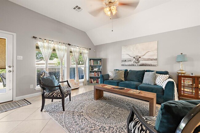 Building Photo - 3517 Penelope Way