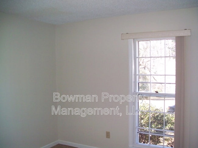 Building Photo - 125 Cardinal Creek Ln