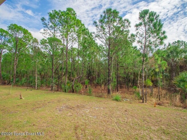 Building Photo - 301 Haines Rd SW