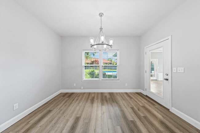 Building Photo - 508 Garden Oaks Cove