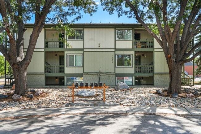 Building Photo - 1328 S Coffman St