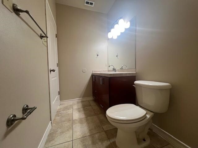 Building Photo - 710 Alta Vista Dr