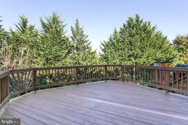 Building Photo - 8743 Stonehouse Dr
