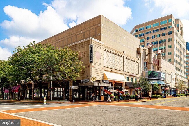 Building Photo - 12000 Market St